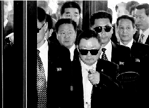 朝鲜高官代表团刚刚离去 韩朝巡逻艇就展开了