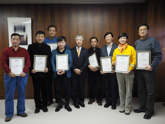 奥林巴斯签约8名国内顶级摄影师正式启动 生命