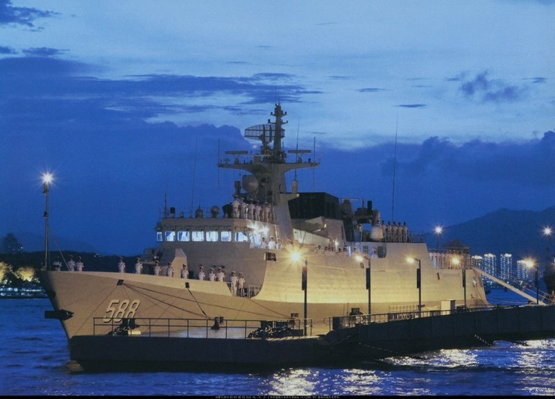 中国第25艘056轻护下水 或成未来南沙守护者